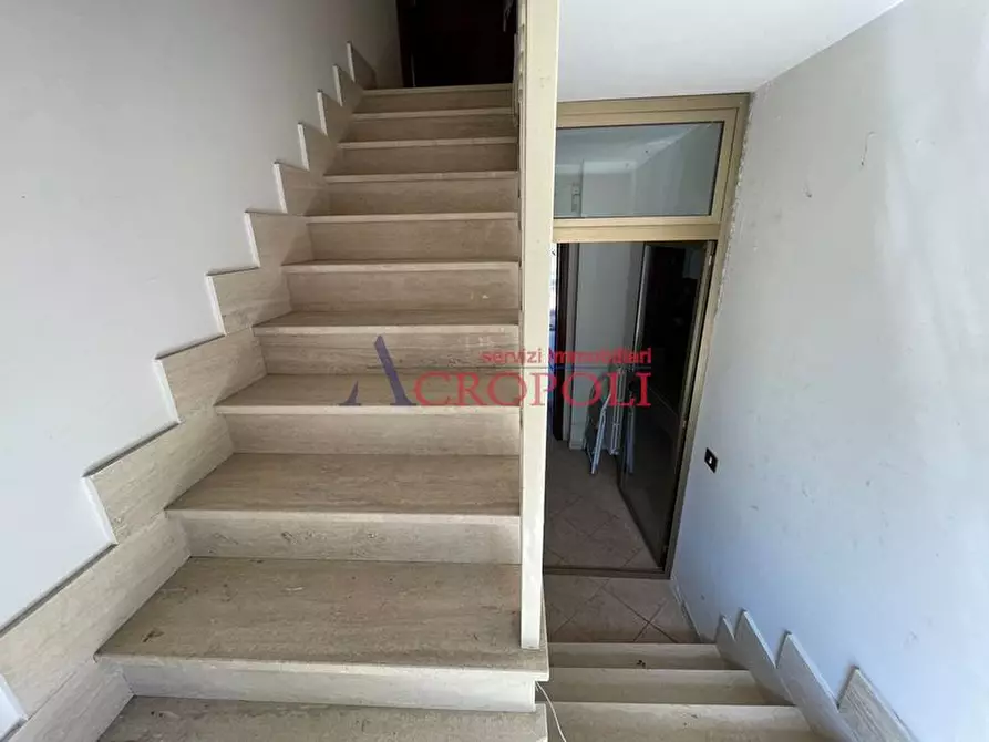 Immagine 5 di Villa in vendita  in via degli Ontani a Anguillara Sabazia