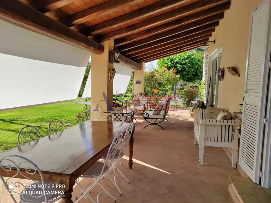 Immagine 4 di Villa in vendita  a Trevignano Romano