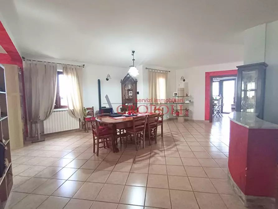 Immagine 1 di Villa in vendita  in via Fontanile dei Monti a Anguillara Sabazia