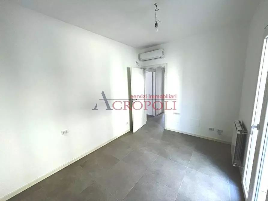 Immagine 5 di Appartamento in vendita  a Roma