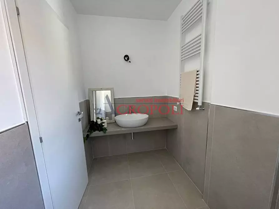 Immagine 2 di Appartamento in vendita  a Roma