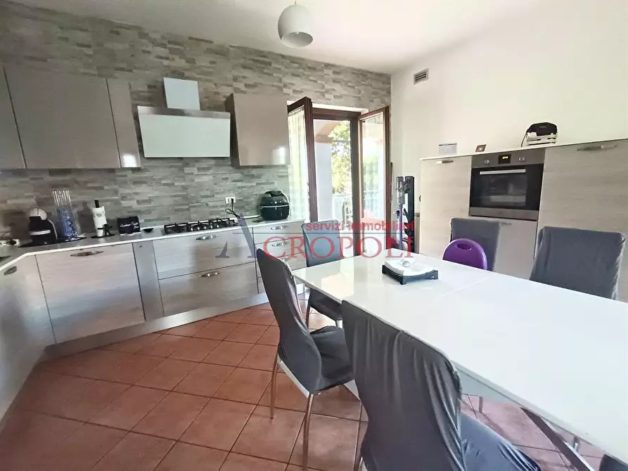 Immagine 6 di Villetta a schiera in vendita  in via Giacomo Matteotti a Anguillara Sabazia