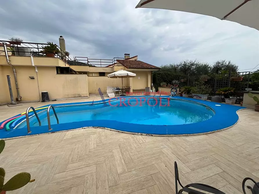 Immagine 5 di Casa bifamiliare in vendita  a Trevignano Romano