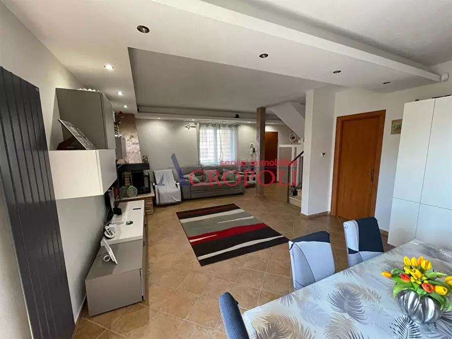 Immagine 8 di Villetta a schiera in vendita  in via Costantino a Anguillara Sabazia