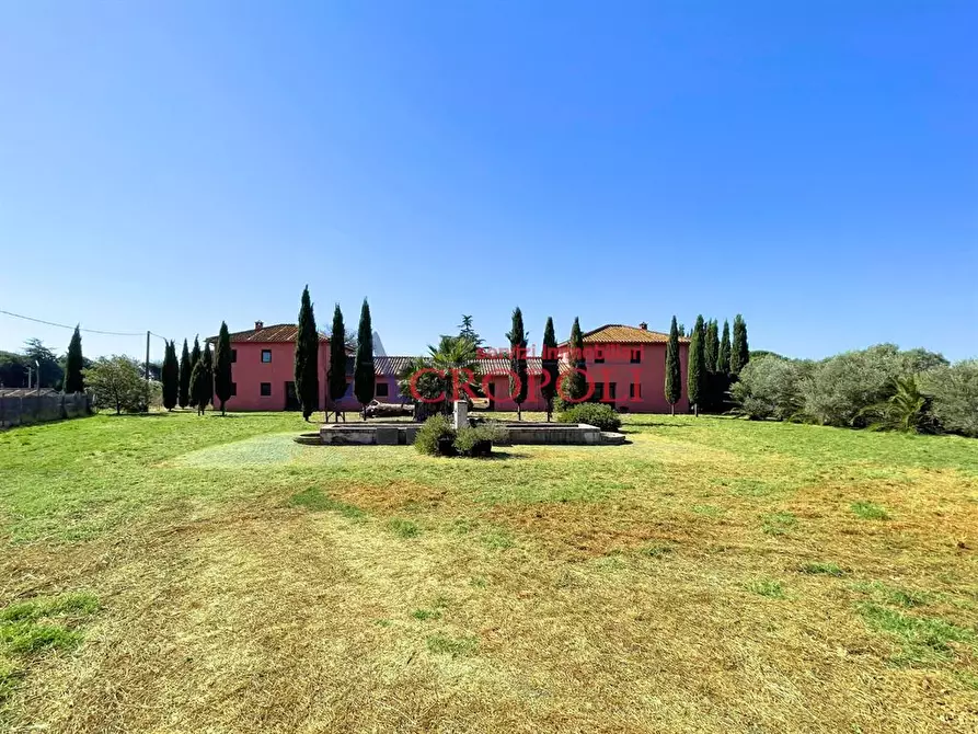 Immagine 7 di Rustico / casale in vendita  in via LanFranco di Pavia a Roma