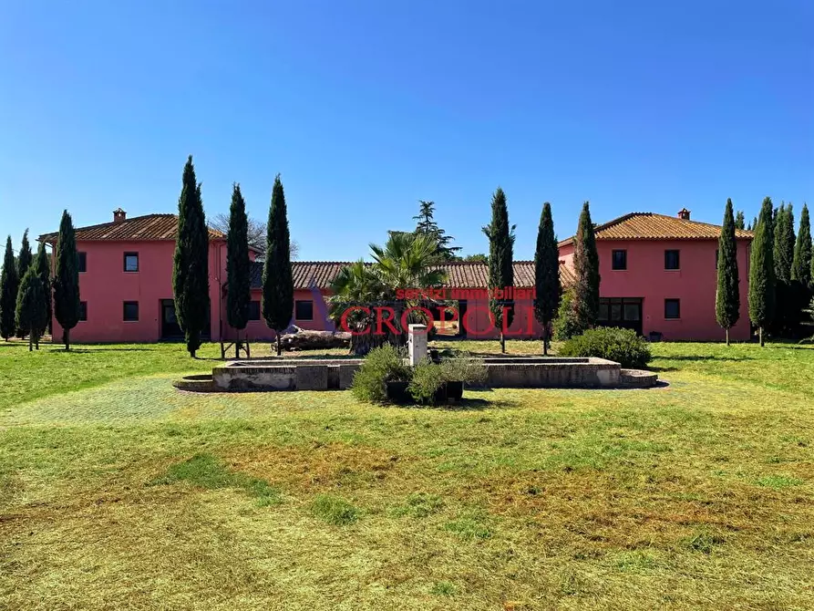 Immagine 6 di Rustico / casale in vendita  in via LanFranco di Pavia a Roma