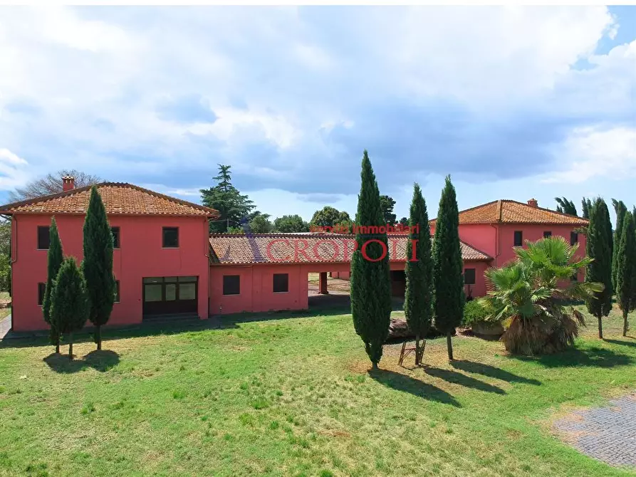 Immagine 3 di Rustico / casale in vendita  in via LanFranco di Pavia a Roma