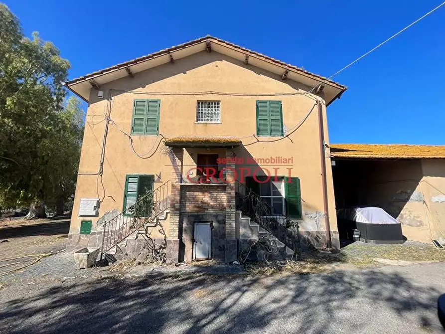Immagine 3 di Rustico / casale in vendita  in via casale di sant'angelo a Fiumicino