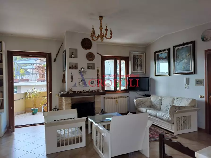 Immagine 2 di Appartamento in vendita  in Via Rigostano a Trevignano Romano