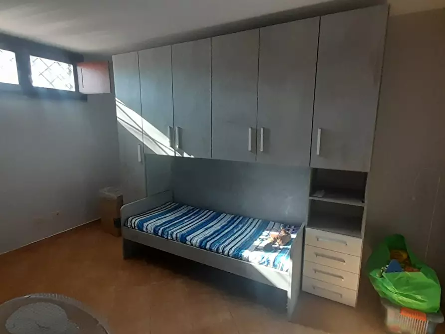 Immagine 5 di Villa in vendita  a Bracciano