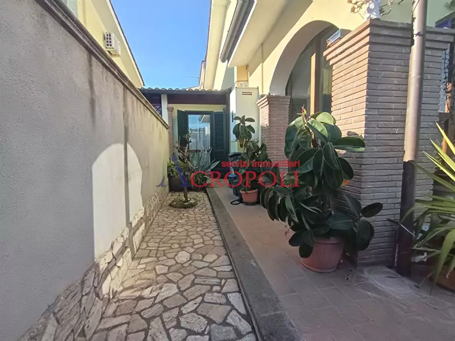 Immagine 8 di Casa bifamiliare in vendita  in Via Anguillarese a Anguillara Sabazia