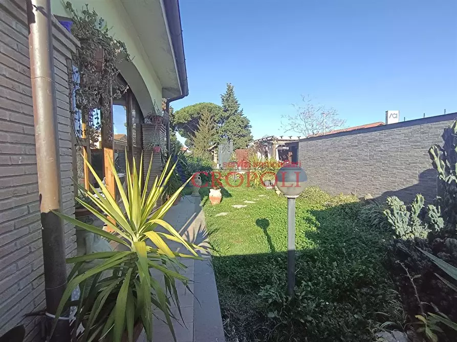 Immagine 9 di Casa bifamiliare in vendita  in Via Anguillarese a Anguillara Sabazia