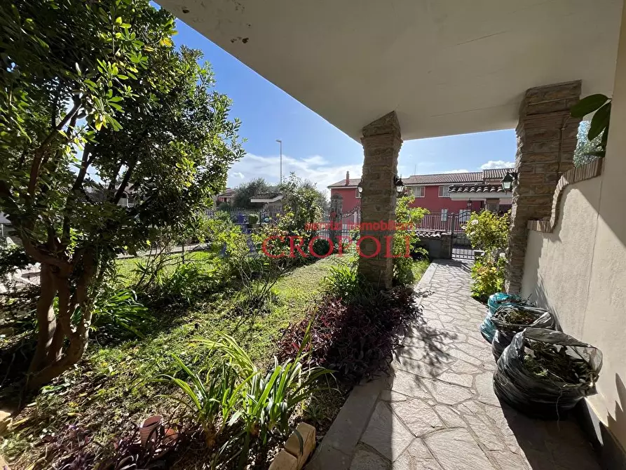 Immagine 2 di Villetta a schiera in vendita  in Via San Pietro a Trevignano Romano