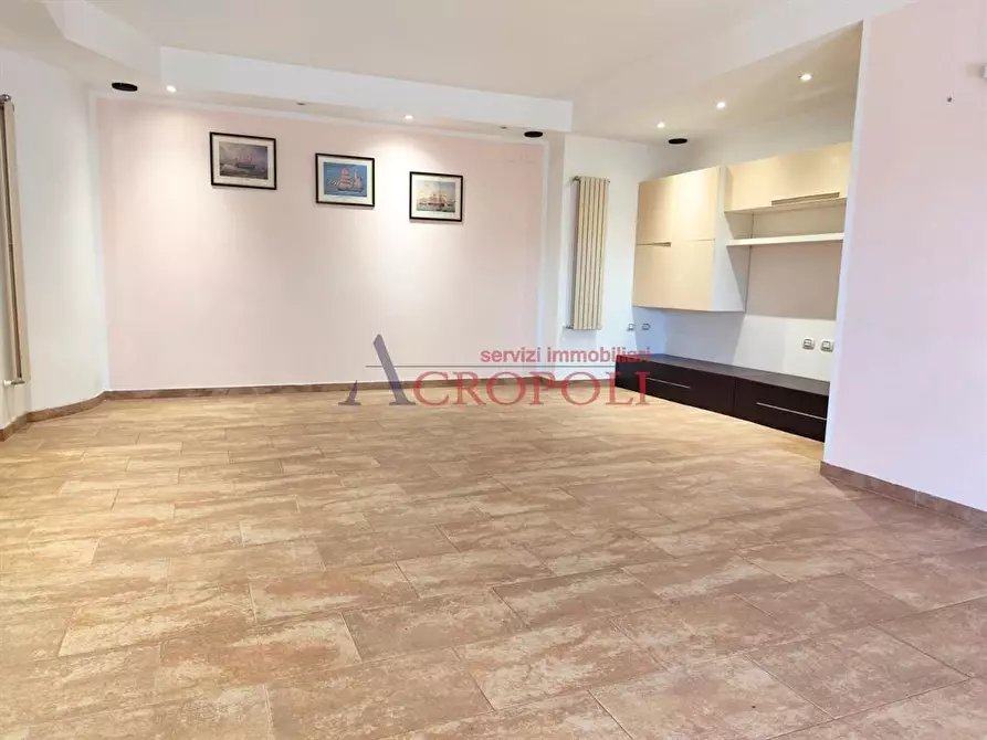 Immagine 3 di Villa in vendita  a Anguillara Sabazia