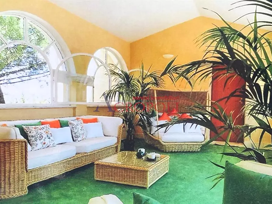 Immagine 3 di Villa in vendita  in Via Lena e Massa a Bracciano