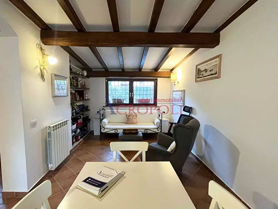 Immagine 3 di Villetta a schiera in vendita  in via U. La Malfa a Anguillara Sabazia