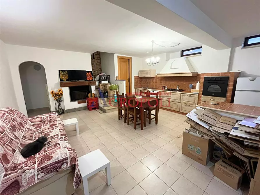 Immagine 8 di Villetta a schiera in vendita  in via U. La Malfa a Anguillara Sabazia