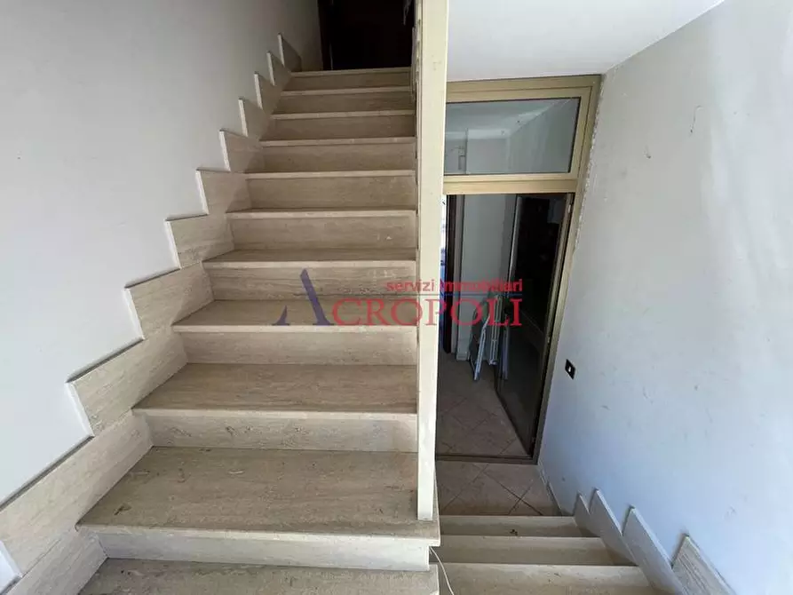 Immagine 5 di Villa in vendita  in via degli Ontani a Anguillara Sabazia