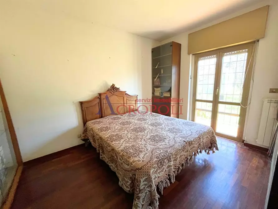 Immagine 4 di Villa in vendita  in via degli Ontani a Anguillara Sabazia