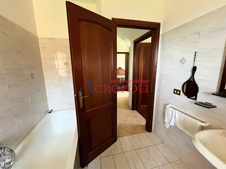 Immagine 8 di Villa in vendita  in via degli Ontani a Anguillara Sabazia