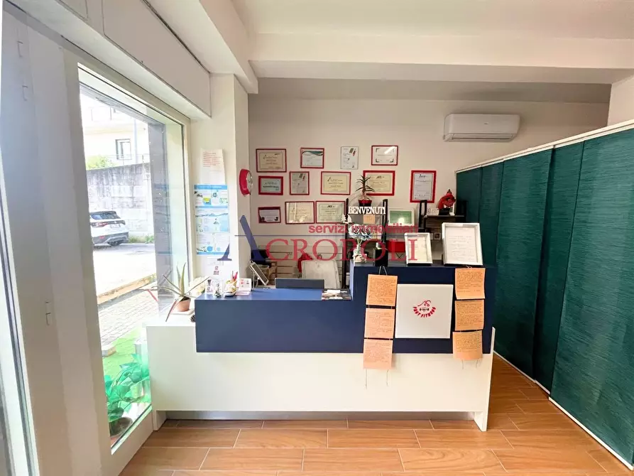 Immagine 2 di Attività commerciale in vendita  in Strada Vicinale dei Vignali a Anguillara Sabazia