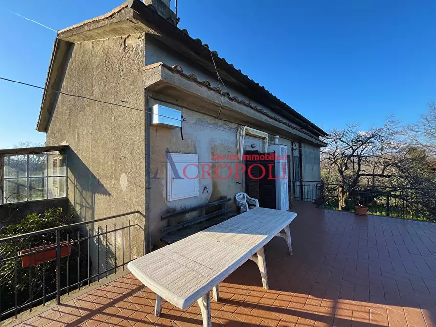Immagine 3 di Villa in vendita  in Via di Battistella 6 a Bracciano