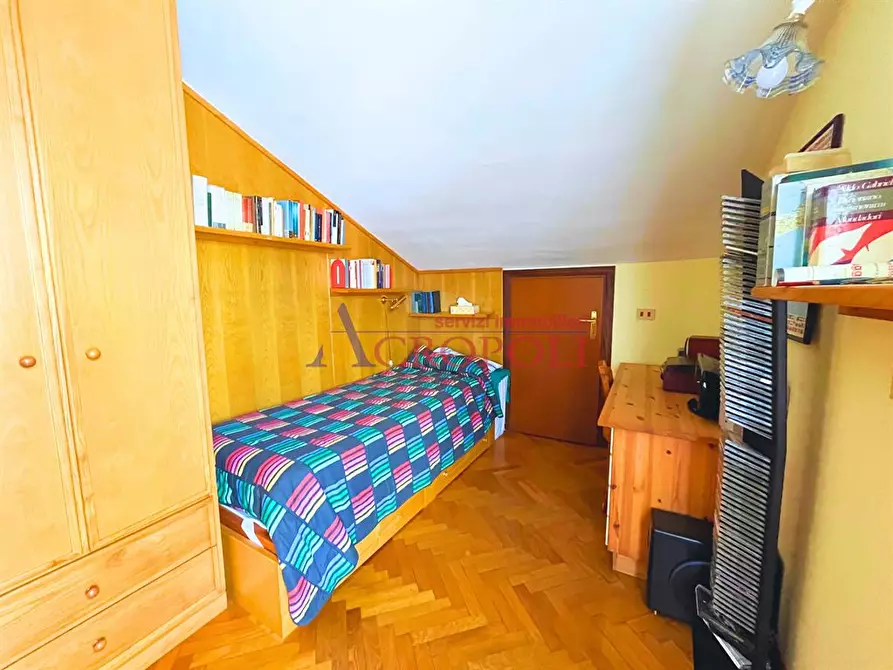 Immagine 5 di Villa in vendita  in via dei Gelsomini a Anguillara Sabazia