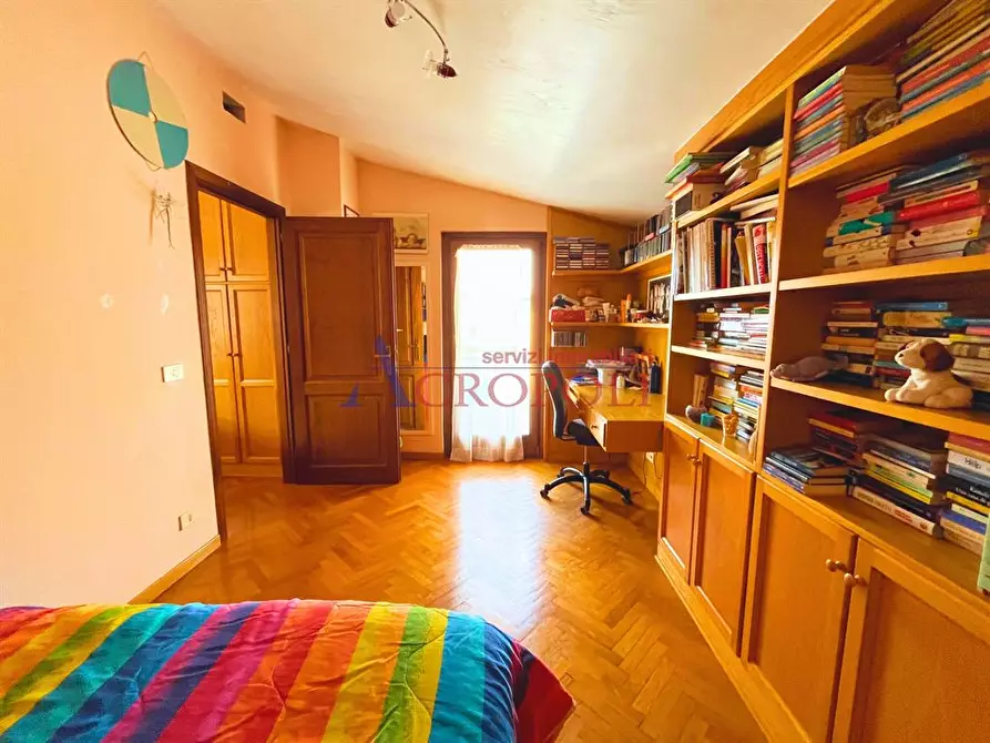 Immagine 8 di Villa in vendita  in via dei Gelsomini a Anguillara Sabazia