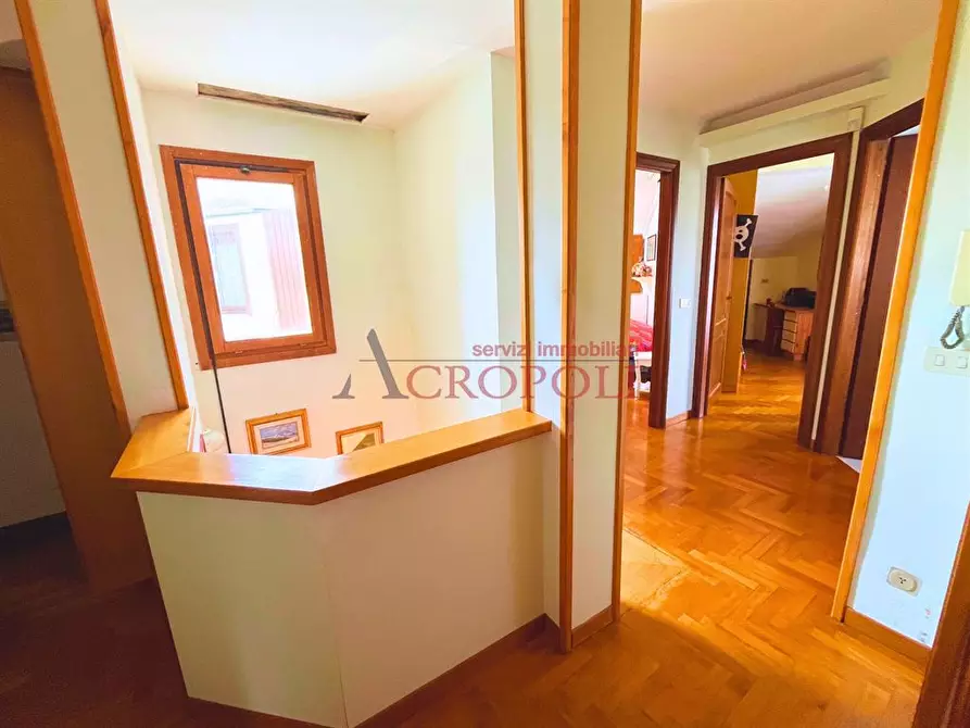 Immagine 9 di Villa in vendita  in via dei Gelsomini a Anguillara Sabazia