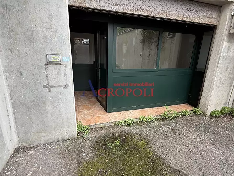 Immagine 9 di Magazzino in vendita  in Via Anguillarese a Anguillara Sabazia