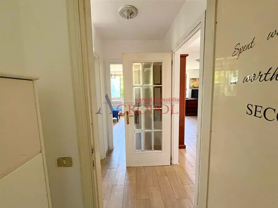 Immagine 4 di Villa in vendita  in via Ponte Fedele a Anguillara Sabazia