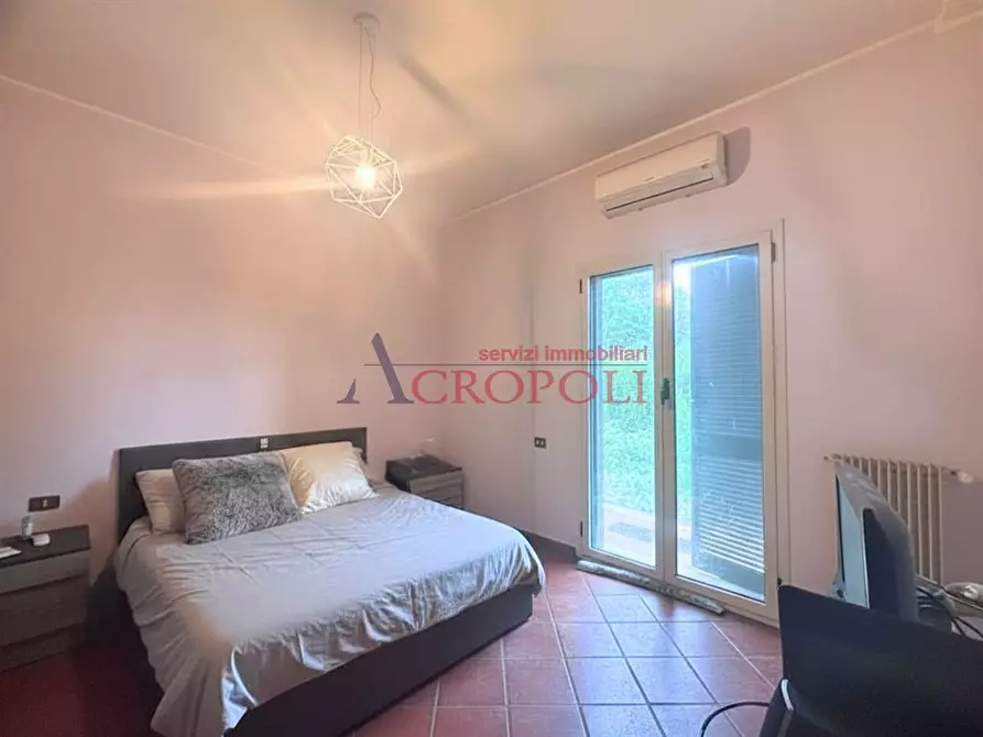 Immagine 1 di Casa bifamiliare in vendita  in via Villarbasse a Roma