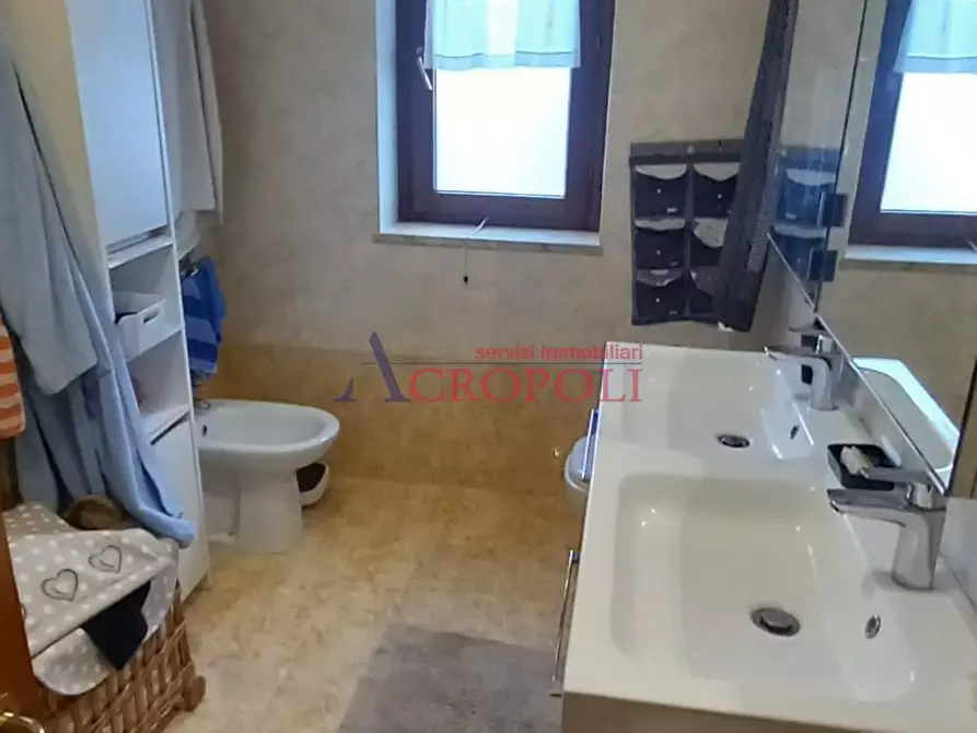 Immagine 9 di Casa bifamiliare in vendita  in Via San Spirito 9 a Bracciano