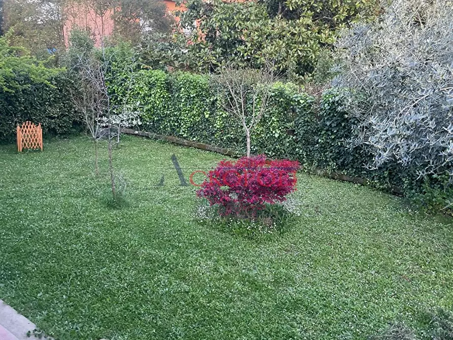 Immagine 7 di Casa bifamiliare in vendita  in Via roma 96 a Manziana