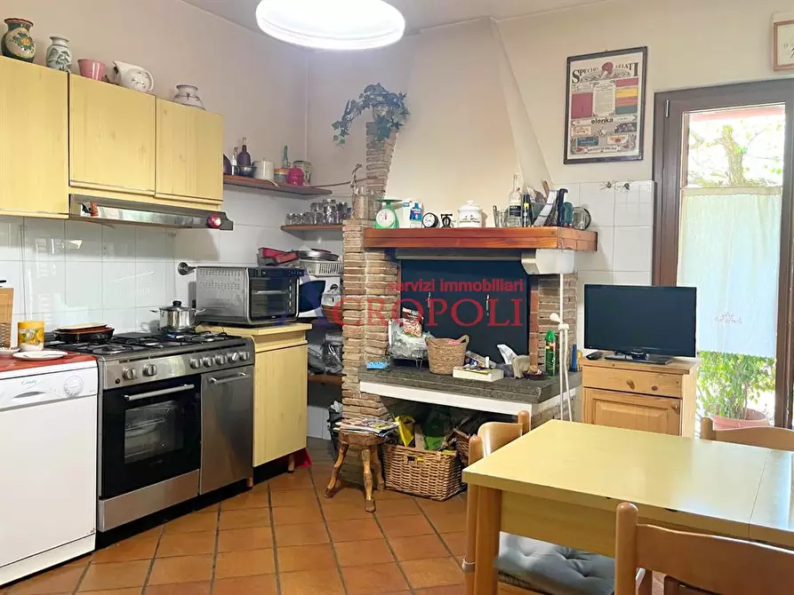 Immagine 9 di Villetta a schiera in vendita  in via Monte Sirente a Anguillara Sabazia