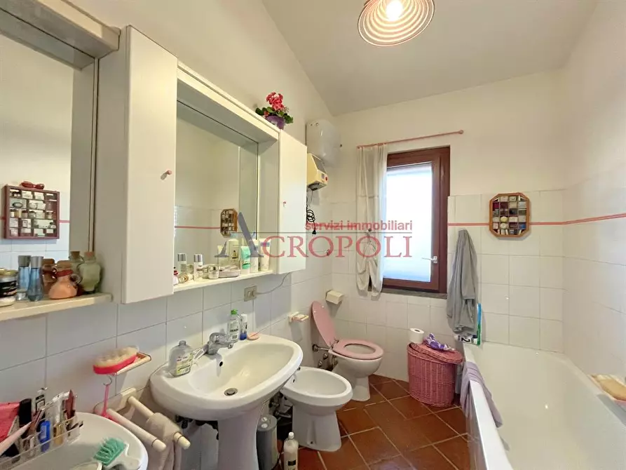 Immagine 3 di Villetta a schiera in vendita  in via Monte Sirente a Anguillara Sabazia
