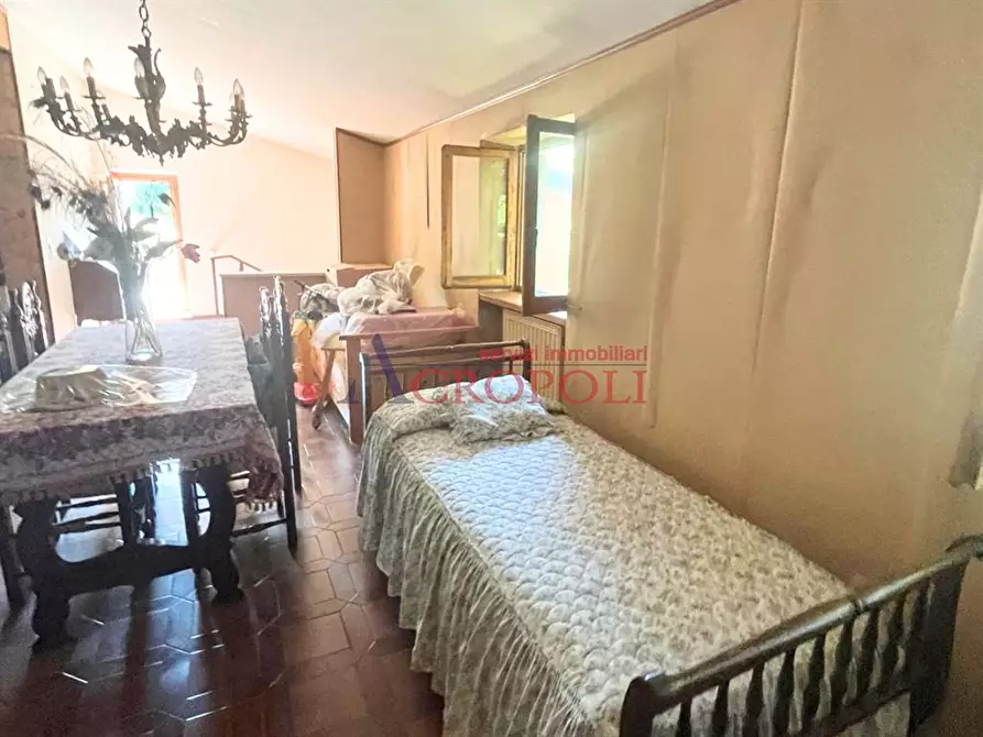Immagine 3 di Villa in vendita  in Via Gran Sasso a Trevignano Romano