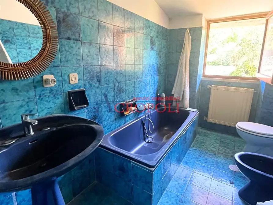 Immagine 1 di Villa in vendita  in Via Gran Sasso a Trevignano Romano