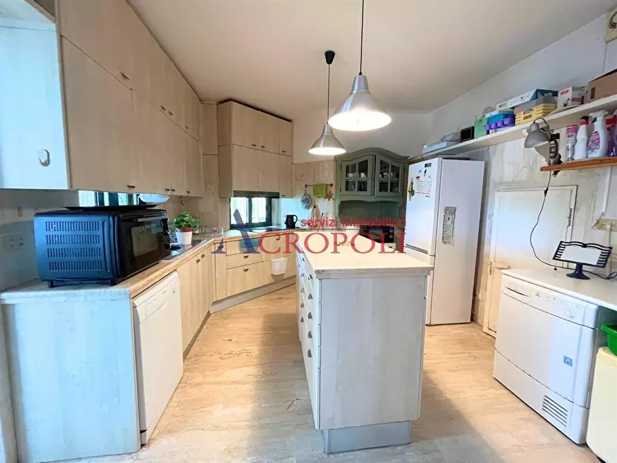 Immagine 3 di Casa bifamiliare in vendita  in Via Poggio delle Ginestre a Trevignano Romano