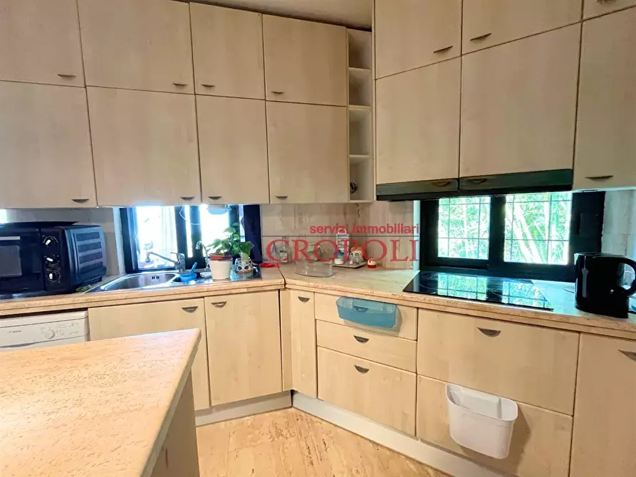 Immagine 2 di Casa bifamiliare in vendita  in Via Poggio delle Ginestre a Trevignano Romano