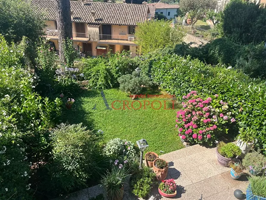 Immagine 7 di Villetta a schiera in vendita  in Via  Cipollini a Trevignano Romano