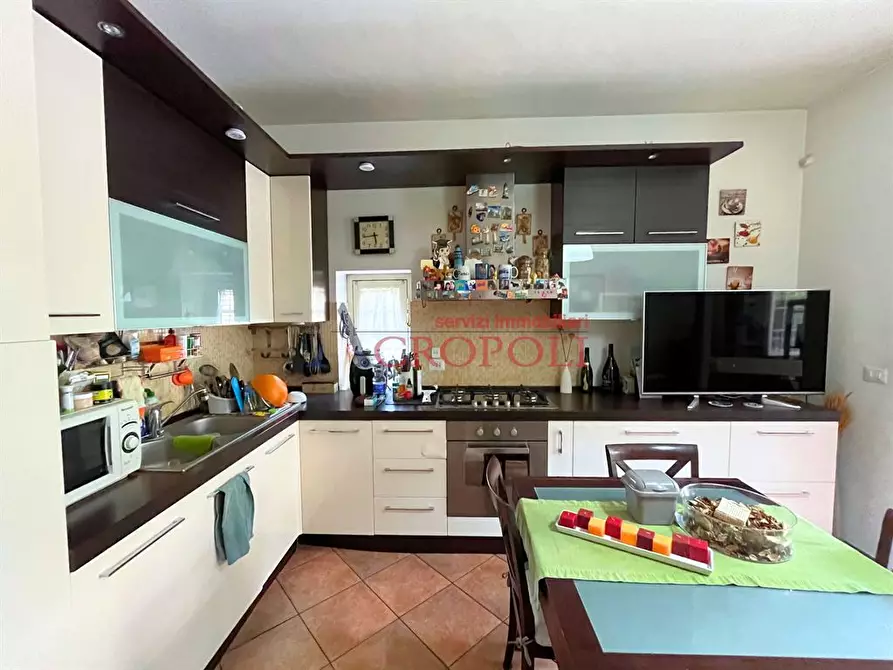 Immagine 1 di Villa in vendita  in Via Braccianese a Roma