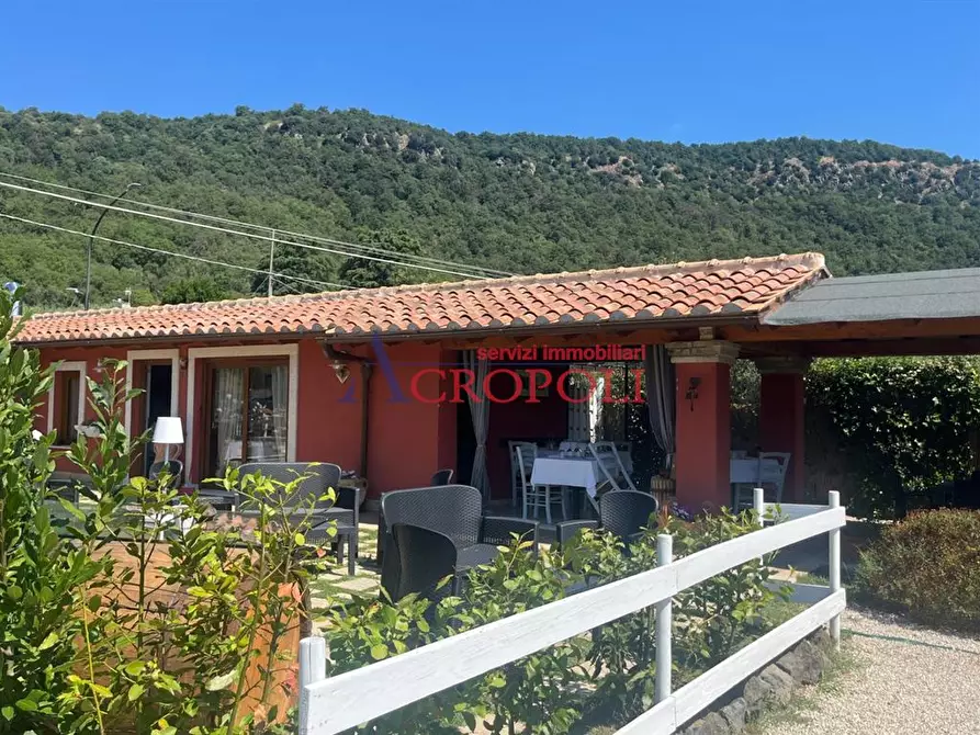 Immagine 6 di Casa bifamiliare in vendita  in Via Settevene Est 181 a Trevignano Romano