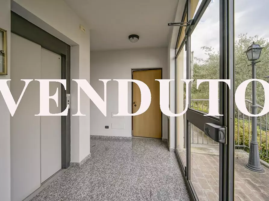 Immagine 9 di Appartamento in vendita  a Casatenovo