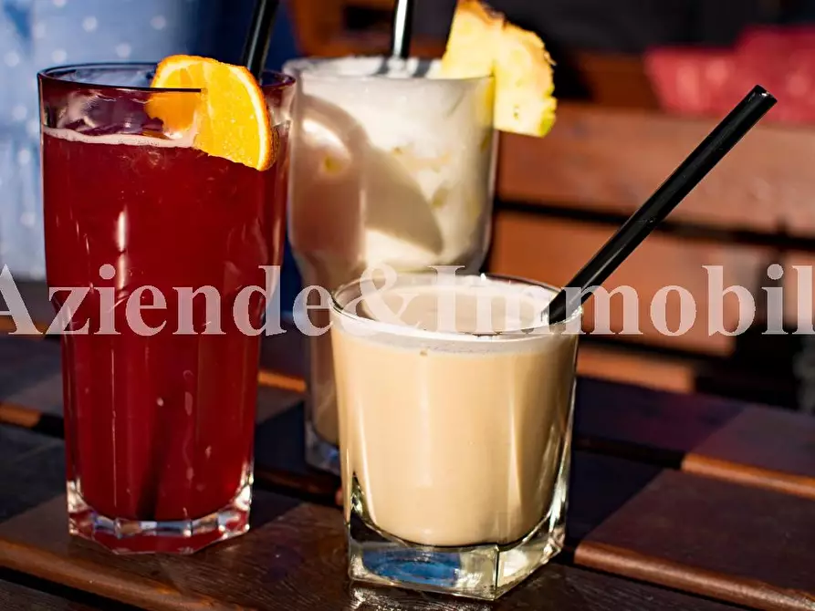 Immagine 2 di Tabaccheria in vendita  in Via Belvedere a Olginate