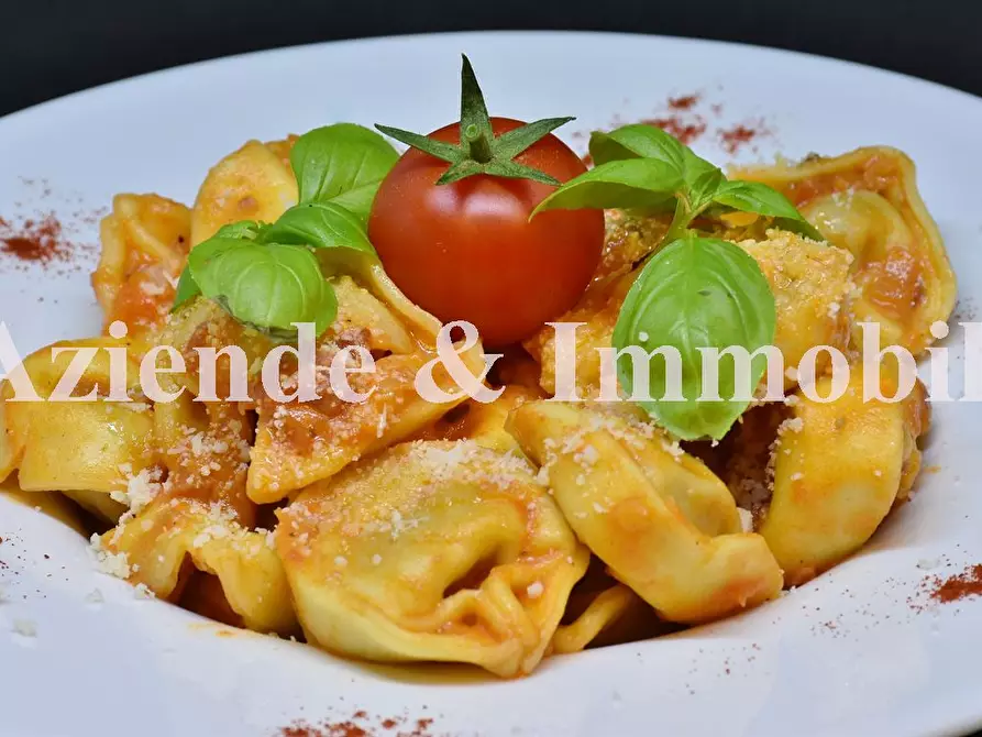 Immagine 2 di Bar / Ristorante in vendita  a Lecco