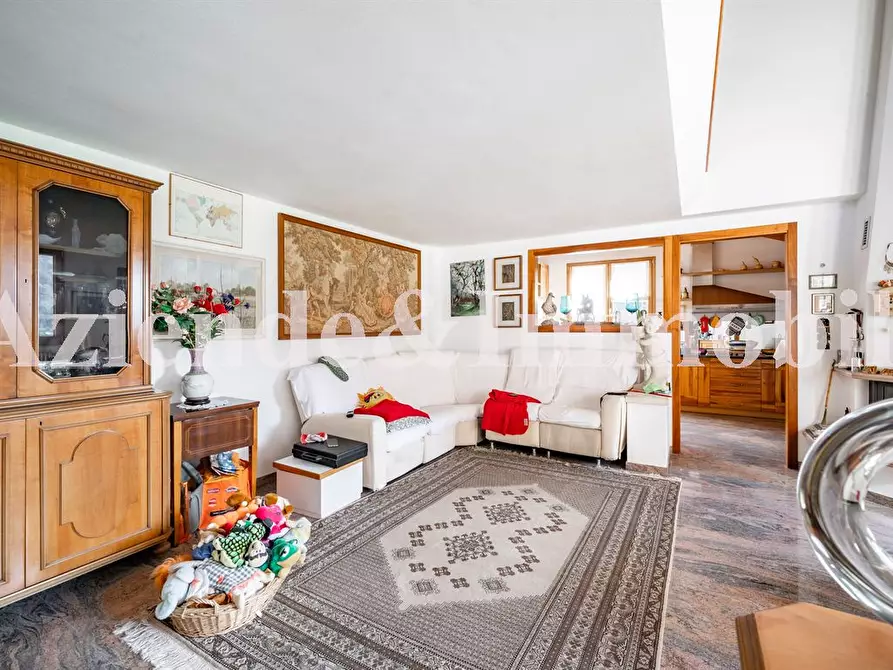 Immagine 7 di Villa in vendita  in Via Ponchielli a Monza