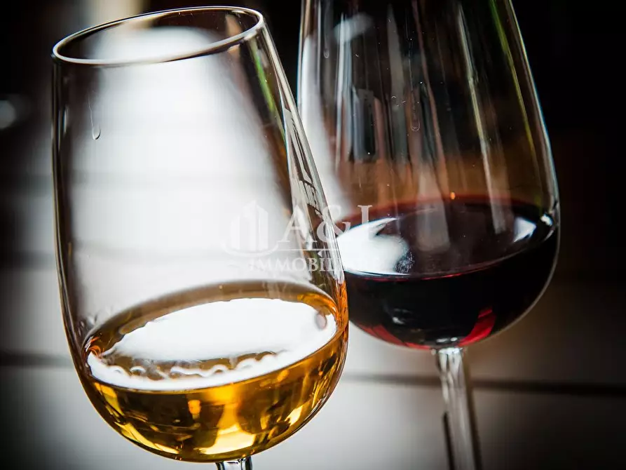 Immagine 2 di Bar / Ristorante in vendita  a Lecco