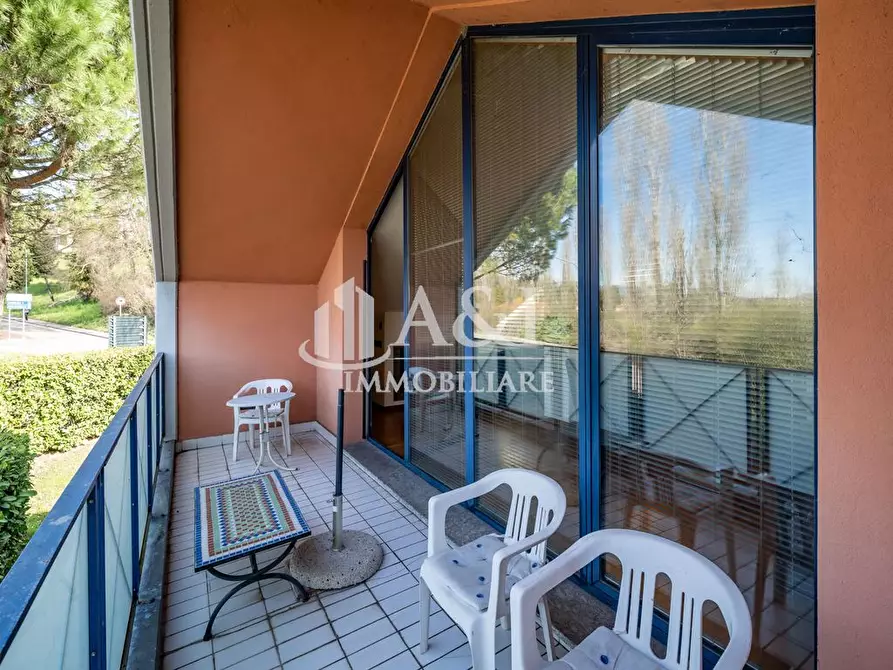 Immagine 3 di Villa in vendita  a Nibionno