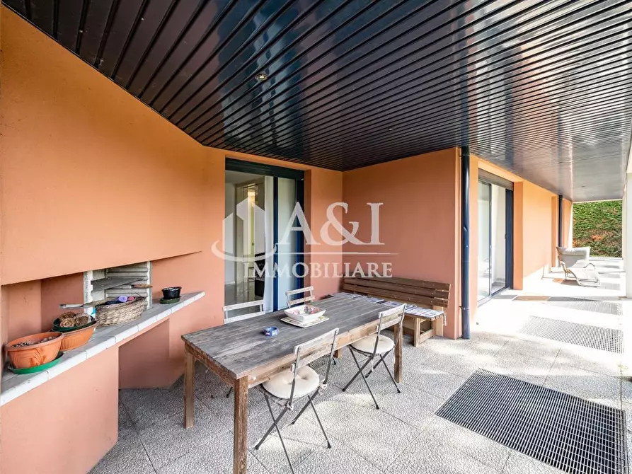 Immagine 7 di Villa in vendita  a Monza